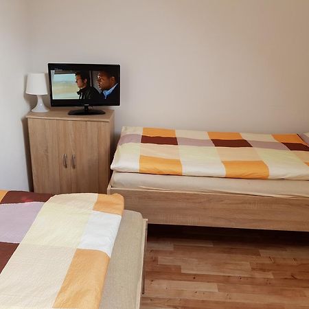Ubytovani Zizkova Pacov Hotel Екстериор снимка