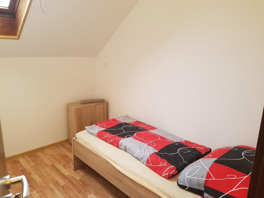 Ubytovani Zizkova Pacov Hotel Екстериор снимка